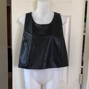 Tahari Sport Women's Active Faux Leather Racerback Cropped Tank